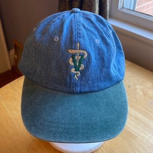 ZKapZ baseball style hat cream never used